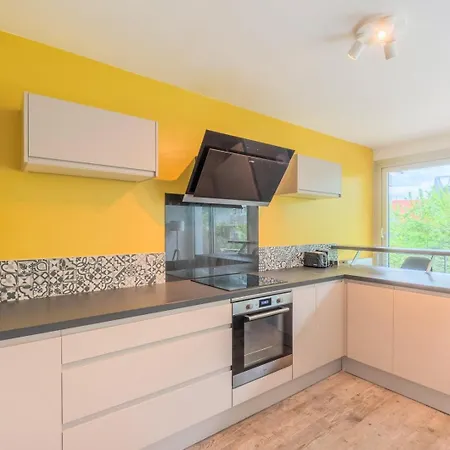 Near Metro With Parking & Balconies * ליל