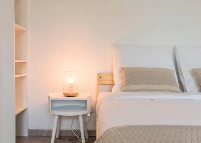 Near Metro With Parking & Balconies *